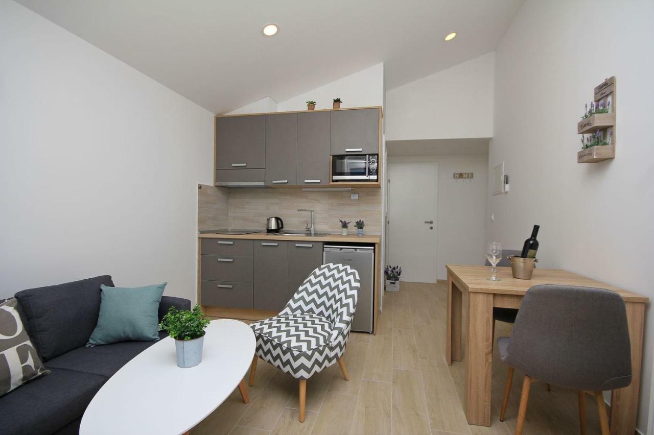 Apartments Tomas Makarska Zewnętrze zdjęcie